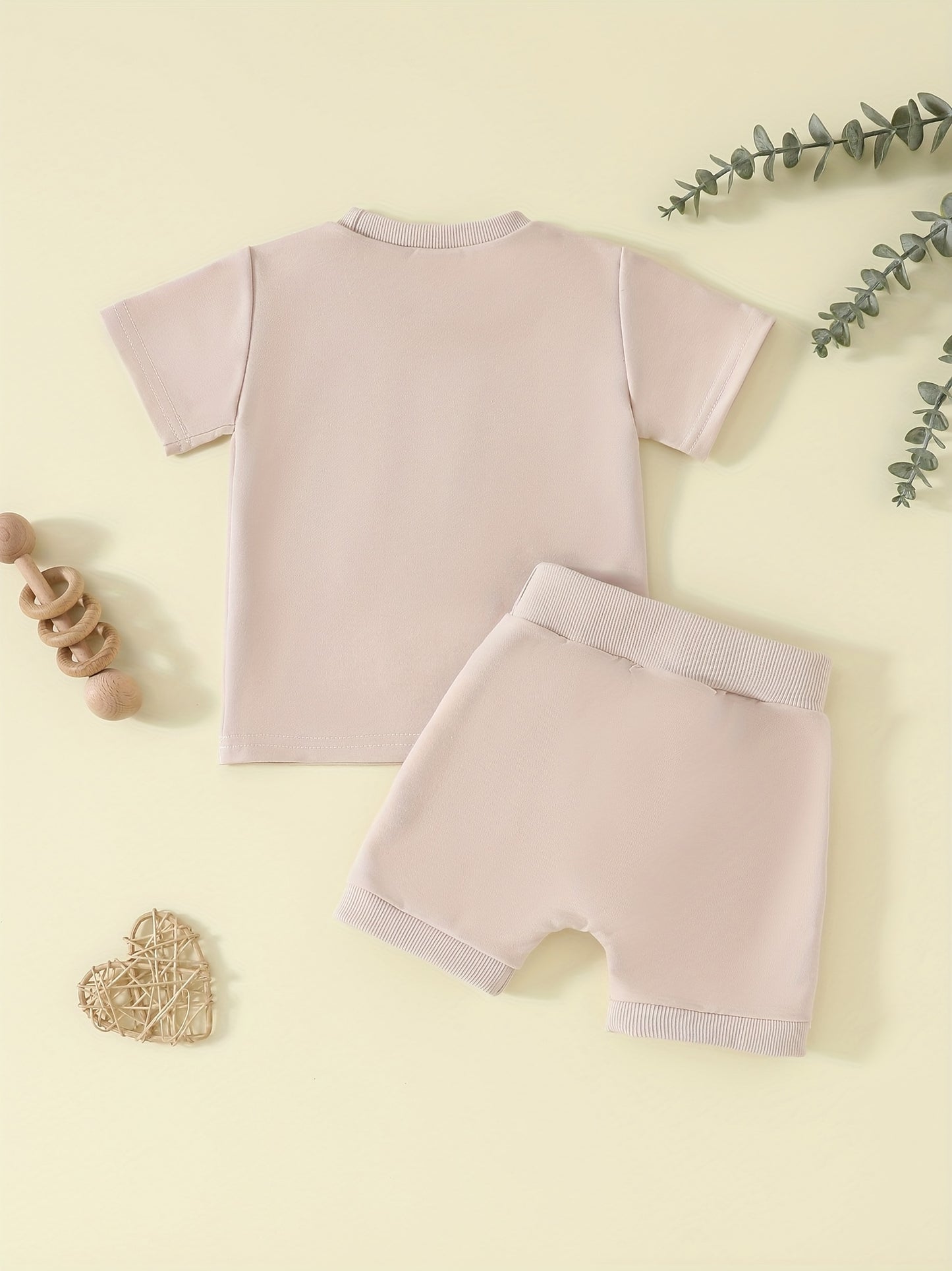 2 Piece Embroidered Pattern Set