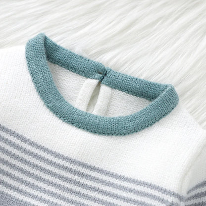 Costume rayé tricoté 2 pièces