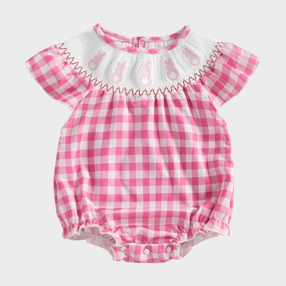 Barboteuse d'été brodée à manches volantées 