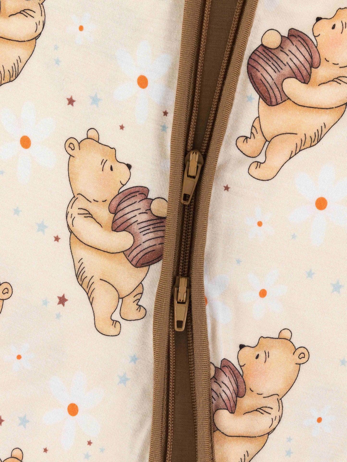Short Sleeve Cartoon Bear & Honey Pattern